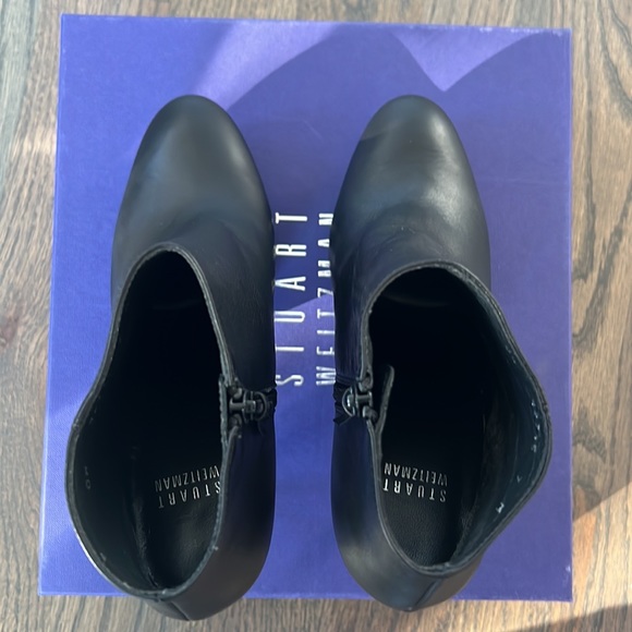 New - Stuart Weitzman Ankle Boots - size 7 - Picture 5 of 9